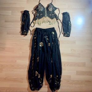 Belly Dancing Outfit/Costume from Dubai